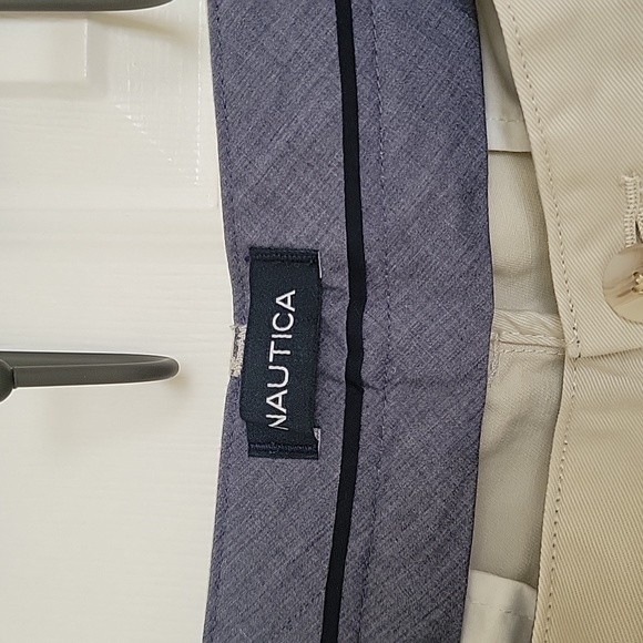 NWT NAUTICA Deck Shorts, Classic Fit, SIZE 35, color:True Stone - Picture 5 of 14